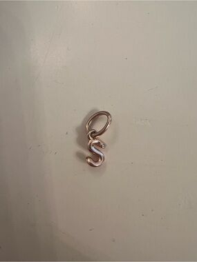 Pandora Rose Gold Charm S Initial NEW Authentic comes in a gift box.